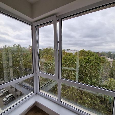 Dendrarium Park Double Room Apartment Kišiněv Exteriér fotografie
